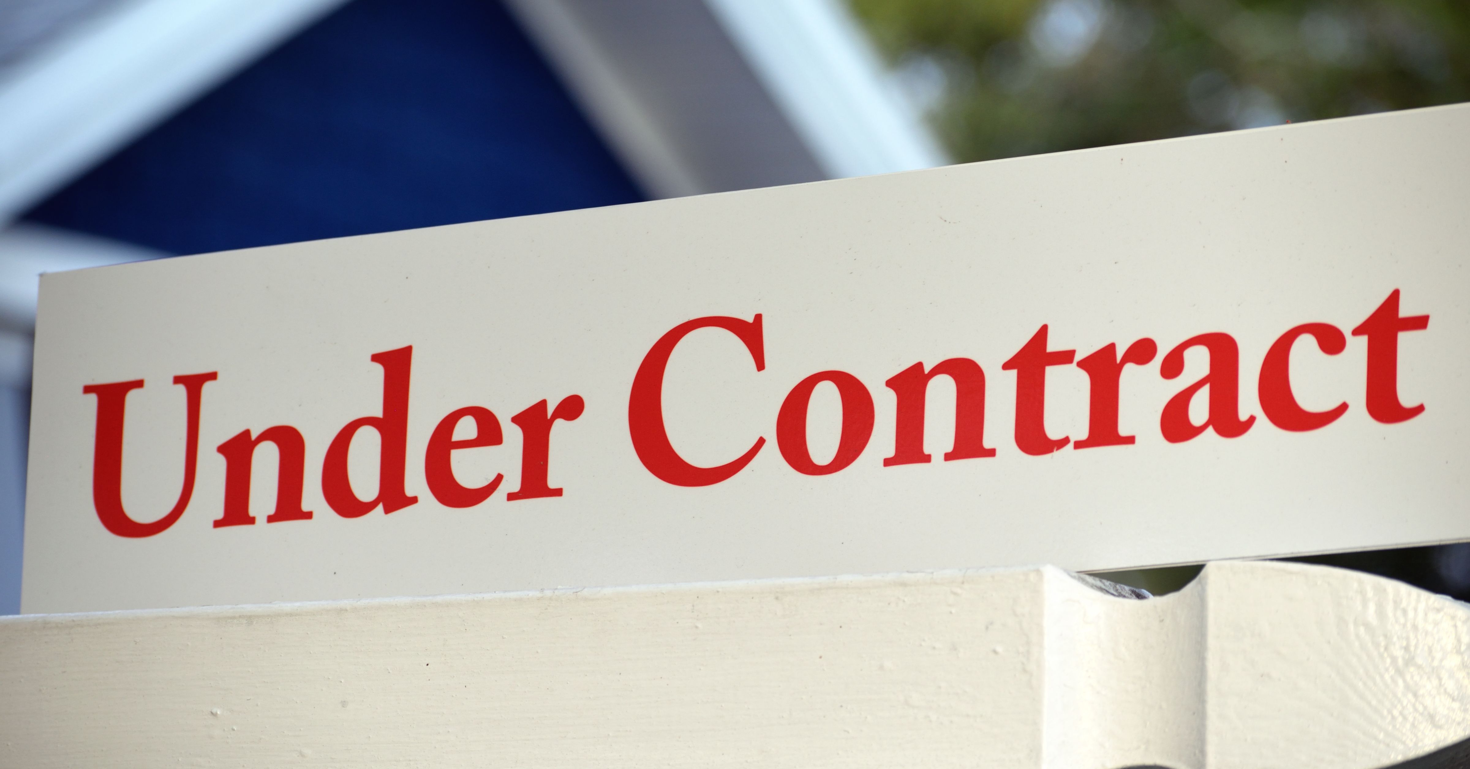 What Does Under Contract Mean in Real Estate?